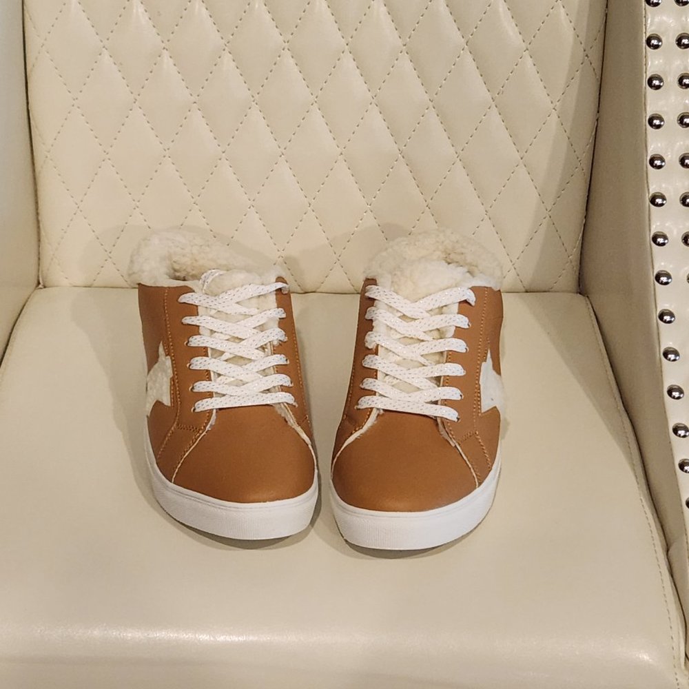 Women's Portland Brown Sneakers- white/gold laces . Sz 9. Excellent Condition - Picture 3 of 14